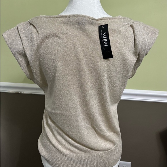 White House Black Market Cream Fitted Cap Sleeve Blouse - Picture 4 of 6